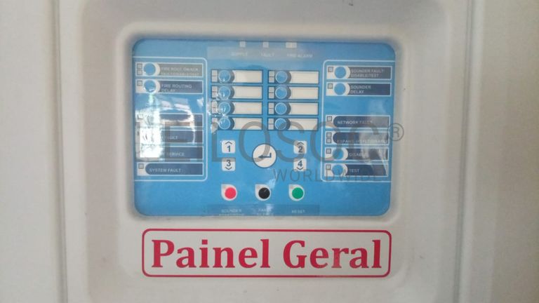 Moradia duplex T4 equipada