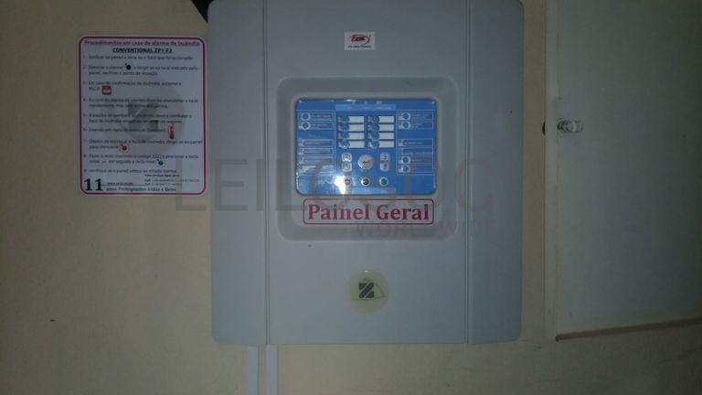 Moradia duplex T4 equipada