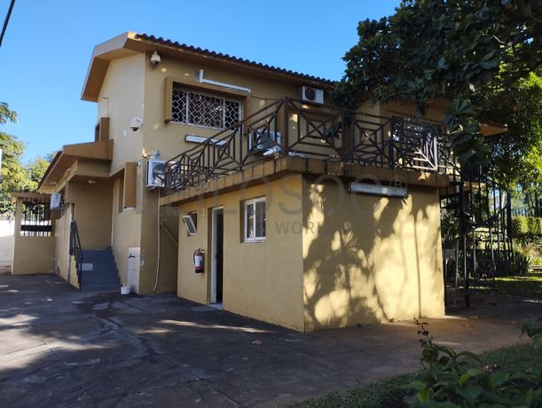 Moradia duplex T4 equipada