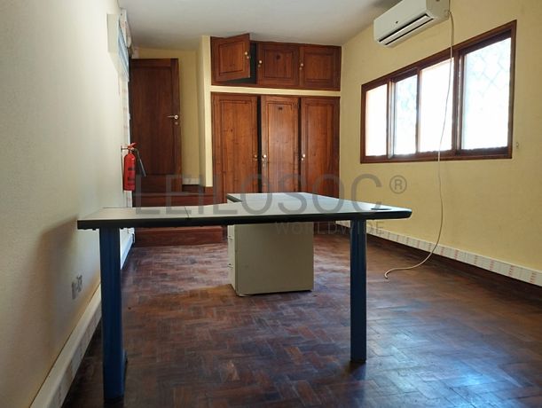 Moradia duplex T4 equipada