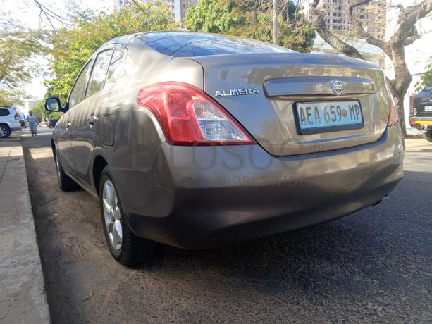 Nissan Almera