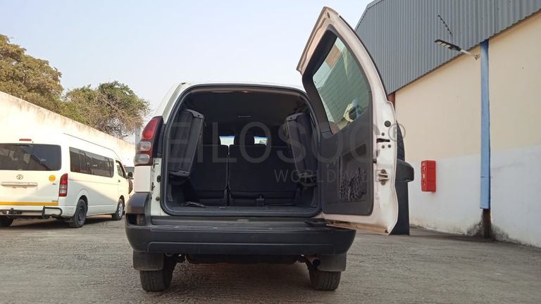 Toyota Landcruiser Prado