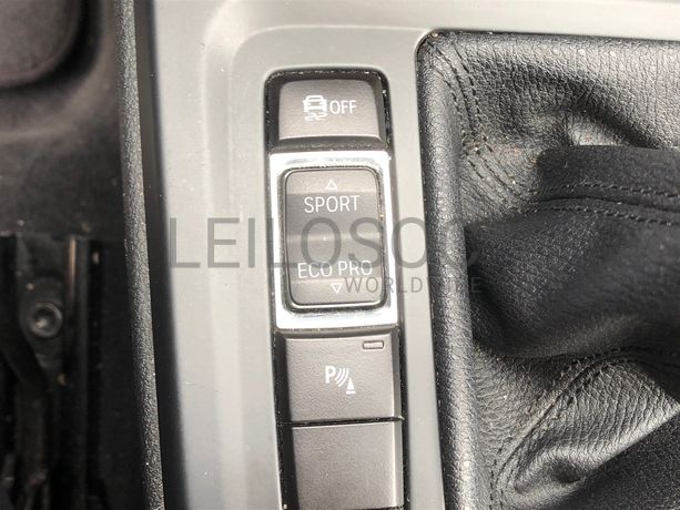 BMW X1 16D · Ano 2018