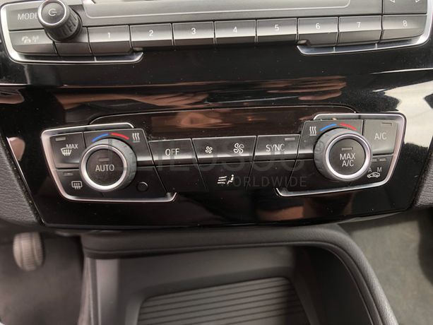 BMW X1 16D · Ano 2018