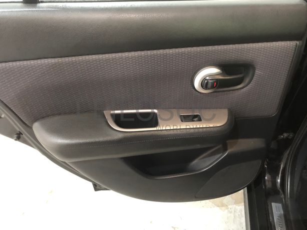 Nissan Tiida · Ano 2008