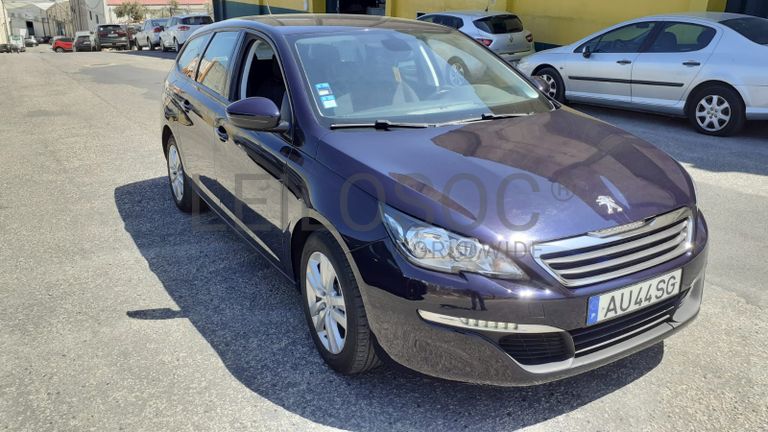 Peugeot 308 · Ano 2015