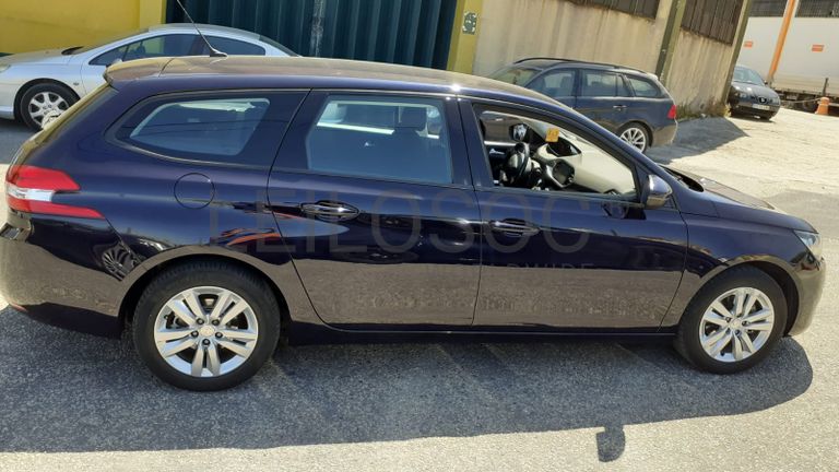Peugeot 308 · Ano 2015