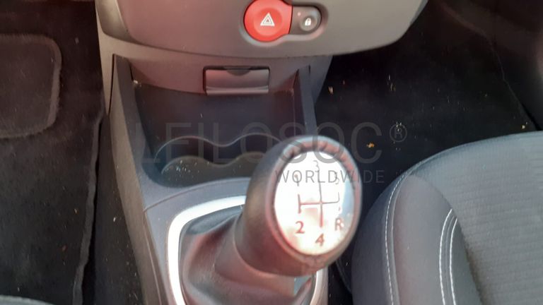 Renault Clio · Ano 2010