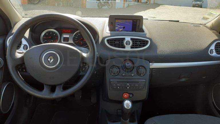 Renault Clio · Ano 2010