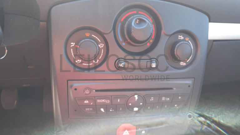 Renault Clio · Ano 2010