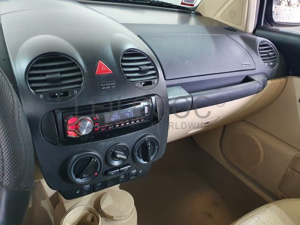 Volkswagen New Beetle · Ano 2005