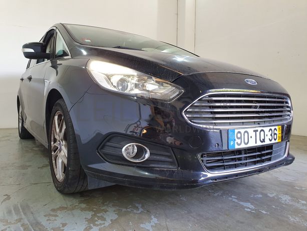 Ford S-Max · Ano 2015