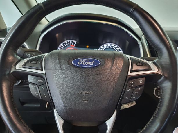 Ford S-Max · Ano 2015