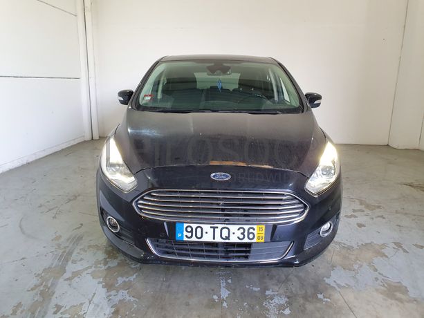 Ford S-Max · Ano 2015