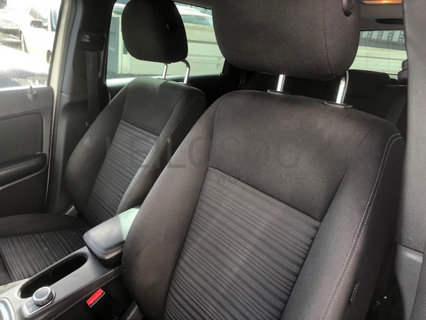 Mercedes-Benz Class B · Ano 2013