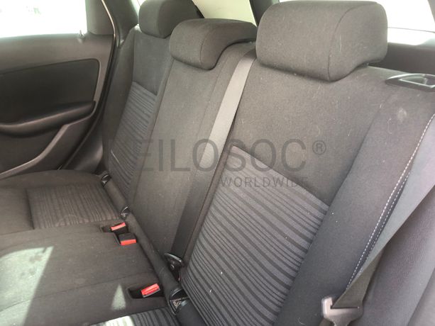 Mercedes-Benz Class B · Ano 2013