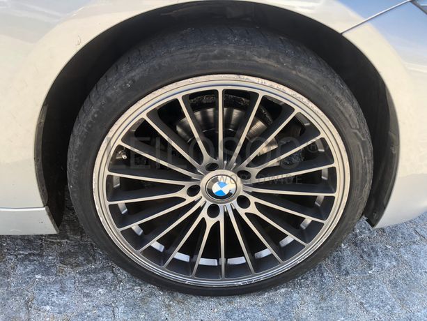 BMW 318 D · Ano 2014