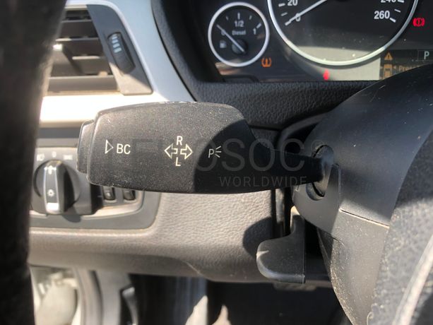 BMW 318 D · Ano 2014