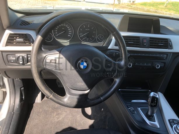 BMW 318 D · Ano 2014
