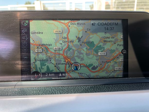 BMW 318 D · Ano 2014