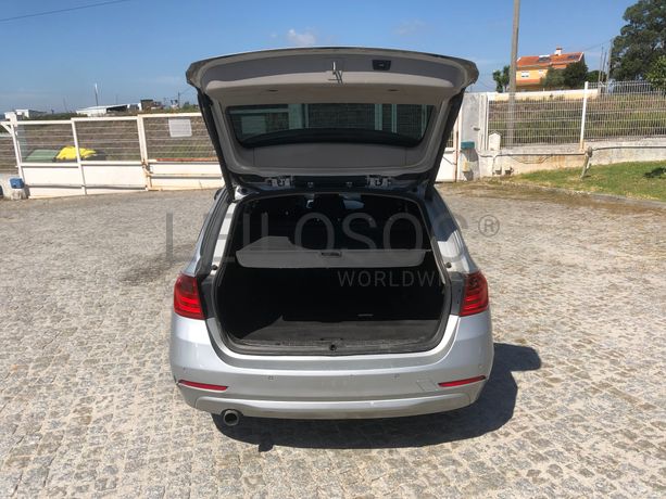 BMW 318 D · Ano 2014