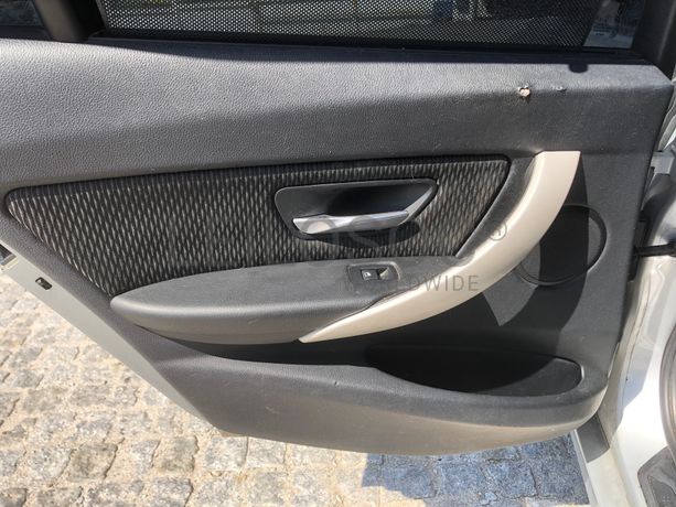 BMW 318 D · Ano 2014