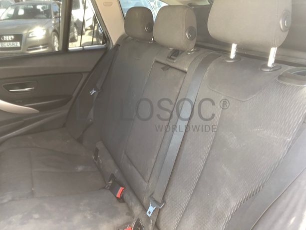 BMW 318 D · Ano 2014