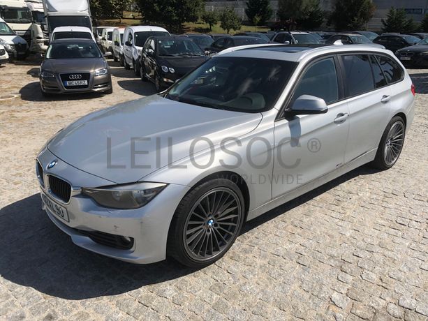 BMW 318 D · Ano 2014