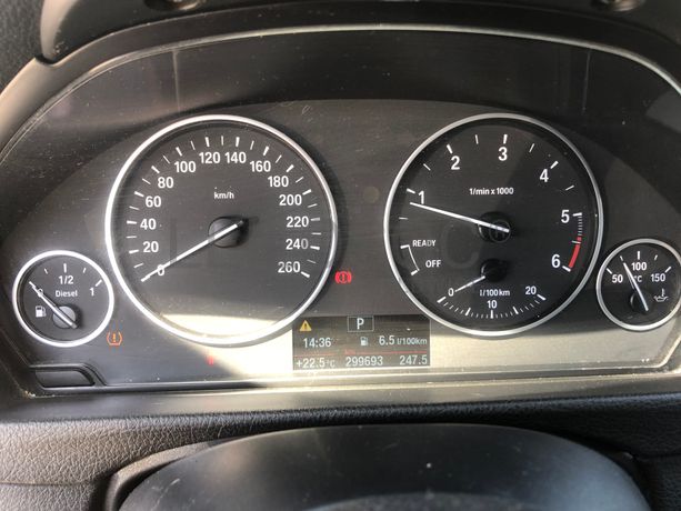 BMW 318 D · Ano 2014