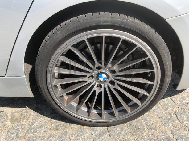 BMW 318 D · Ano 2014