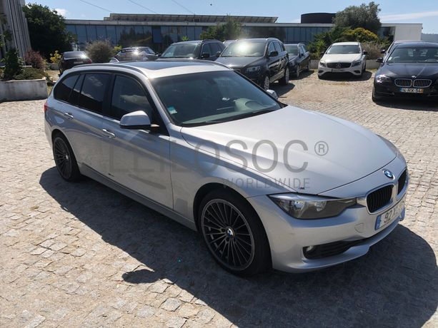 BMW 318 D · Ano 2014