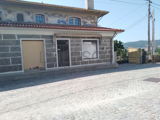 Moradias · Vila Nova de Famalicão