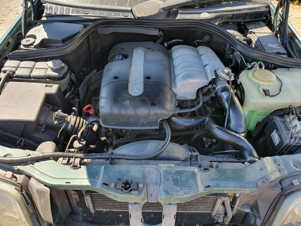 Mercedes-Benz C220 CDI · Ano 1999