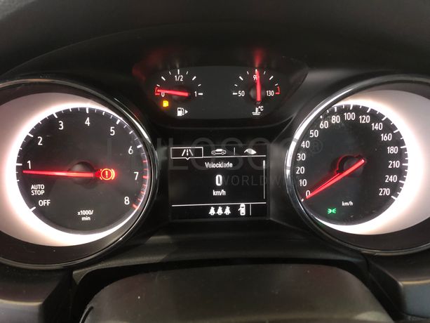 Opel Astra · Ano 2019