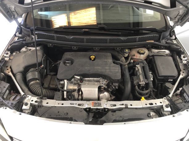 Opel Astra · Ano 2019