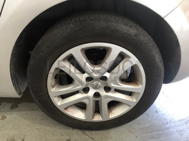 Opel Astra · Ano 2019