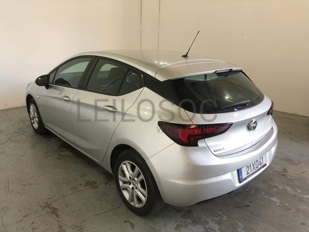 Opel Astra · Ano 2019