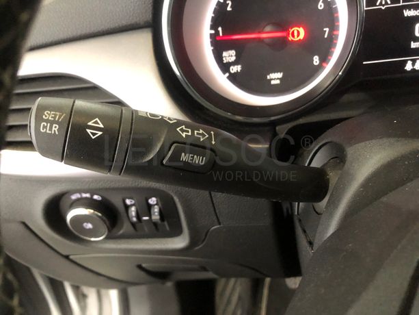 Opel Astra · Ano 2019