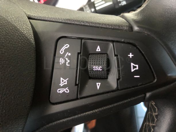 Opel Astra · Ano 2019