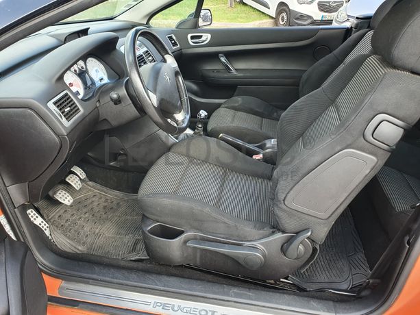 Peugeot 307 CC · Ano 2005