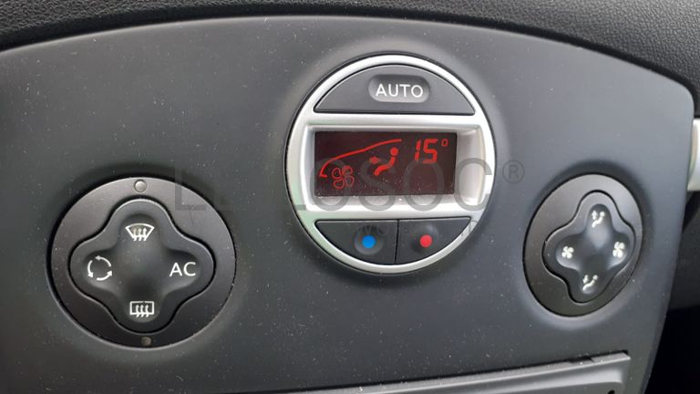 Renault Clio · Ano 2010