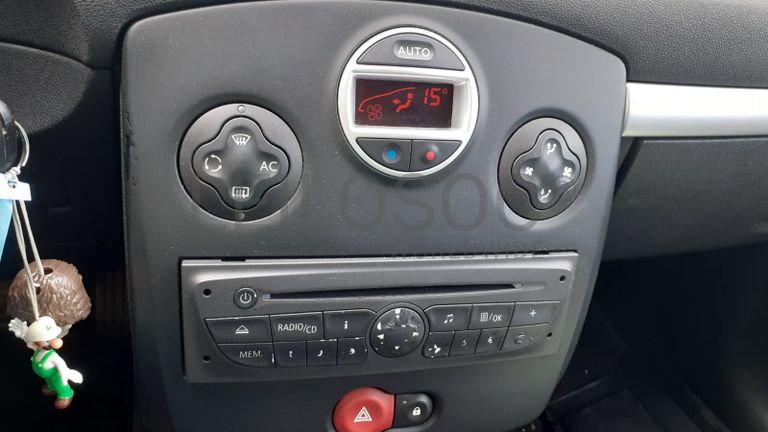 Renault Clio · Ano 2010