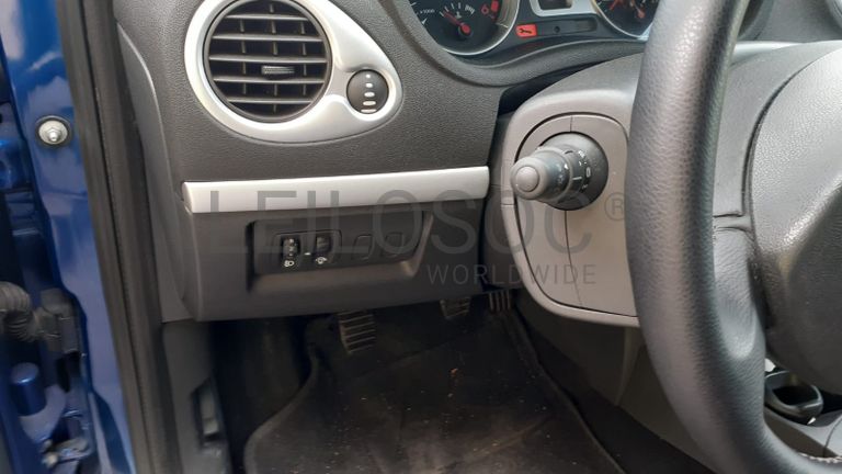 Renault Clio · Ano 2010