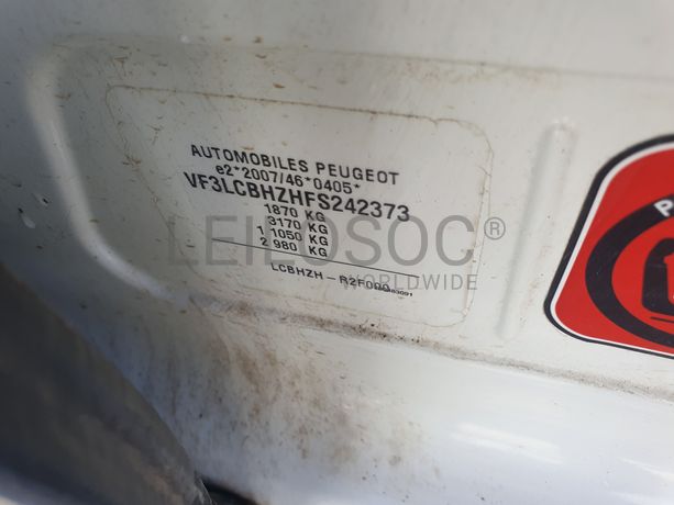 Peugeot 308 · Ano 2015