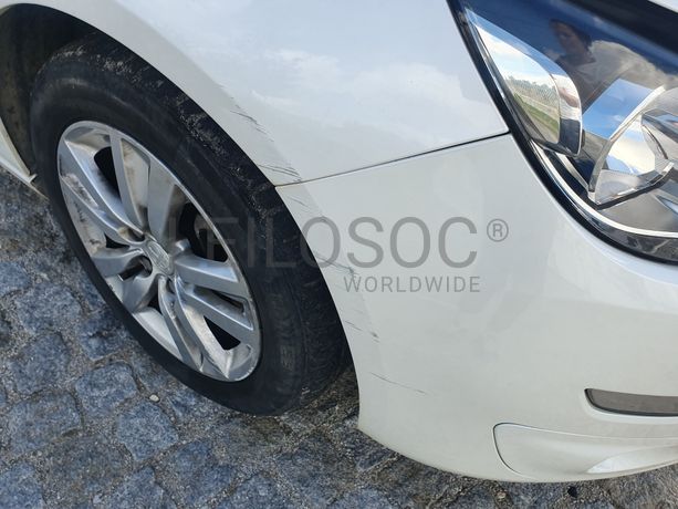 Peugeot 308 · Ano 2015