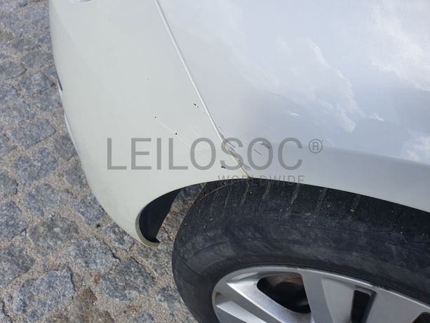 Peugeot 308 · Ano 2015