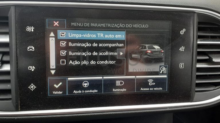 Peugeot 308 · Ano 2014