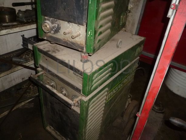 Equipamentos · Reparação e manutenção de máquinas e equipamentos