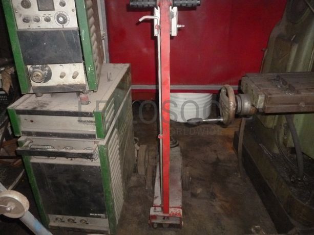 Equipamentos · Reparação e manutenção de máquinas e equipamentos