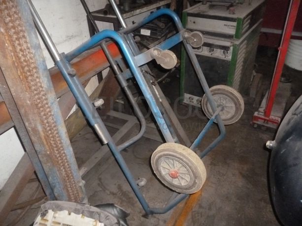 Equipamentos · Reparação e manutenção de máquinas e equipamentos